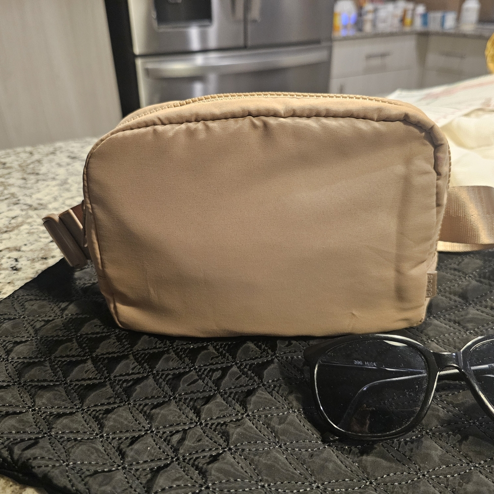 Apana Tan Mini Bag Compact and Minimalist